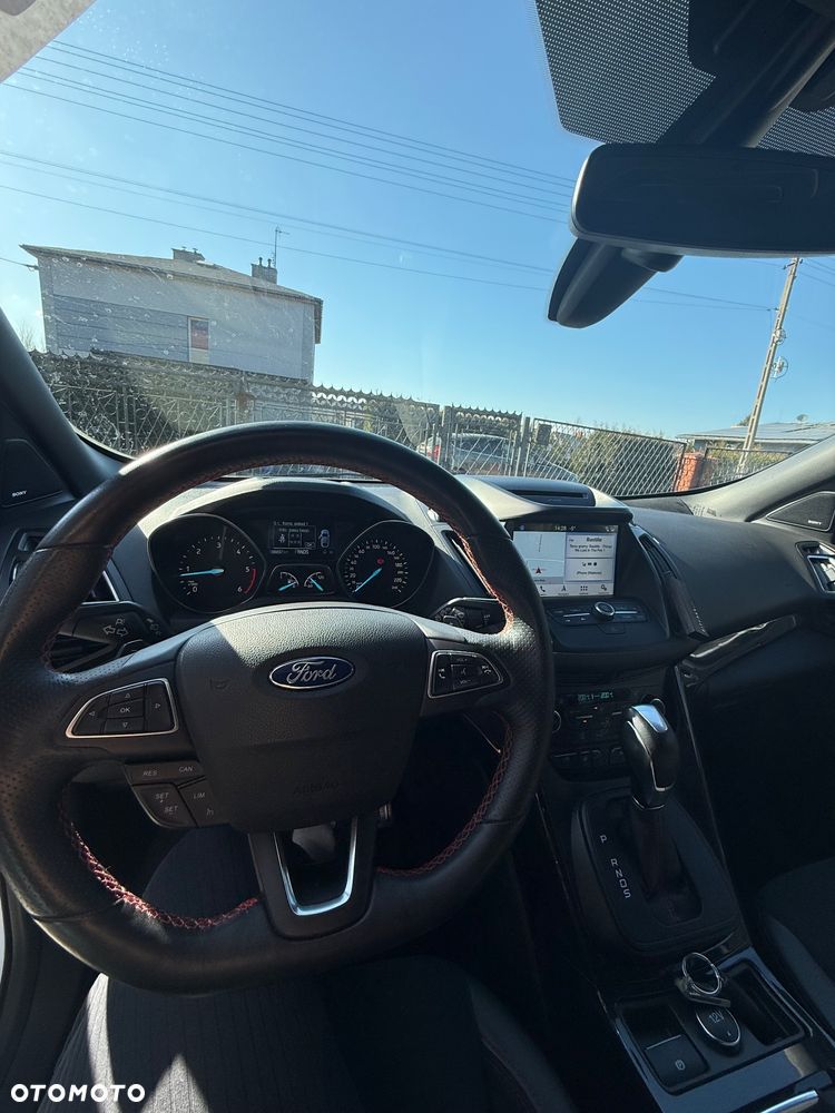 Ford Kuga 2.0 TDCi AWD ST-Line - 10
