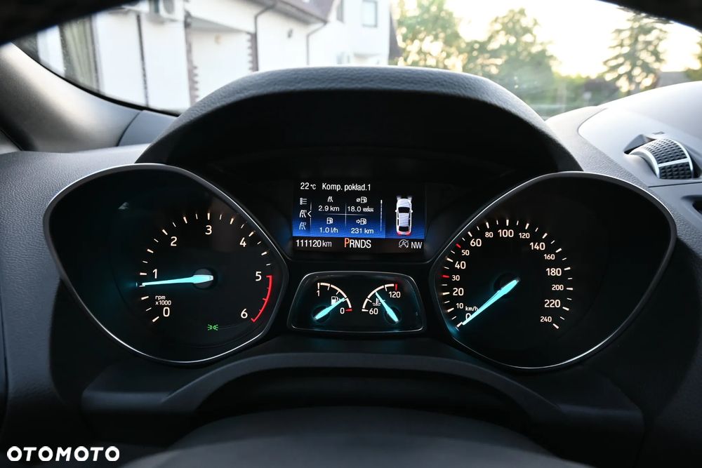 Ford Kuga 2.0 TDCi AWD ST-Line - 38