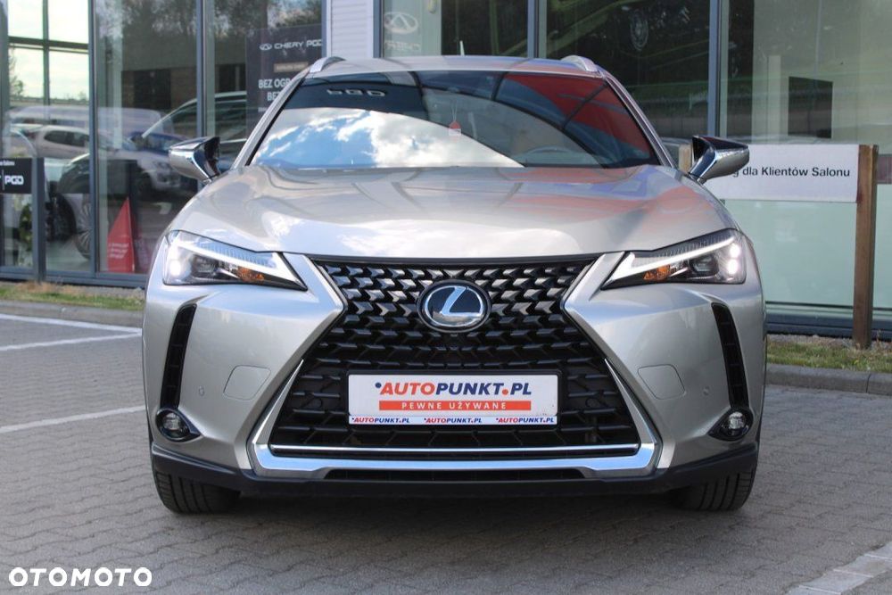 Lexus UX - 2
