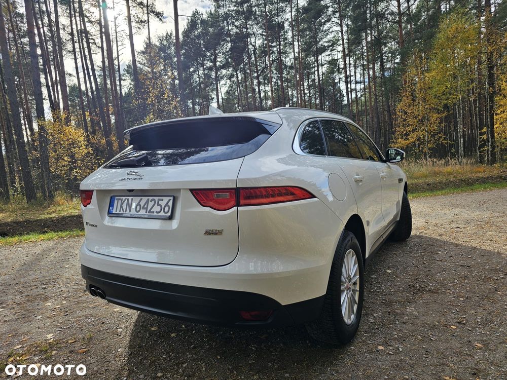 Jaguar F-Pace - 4