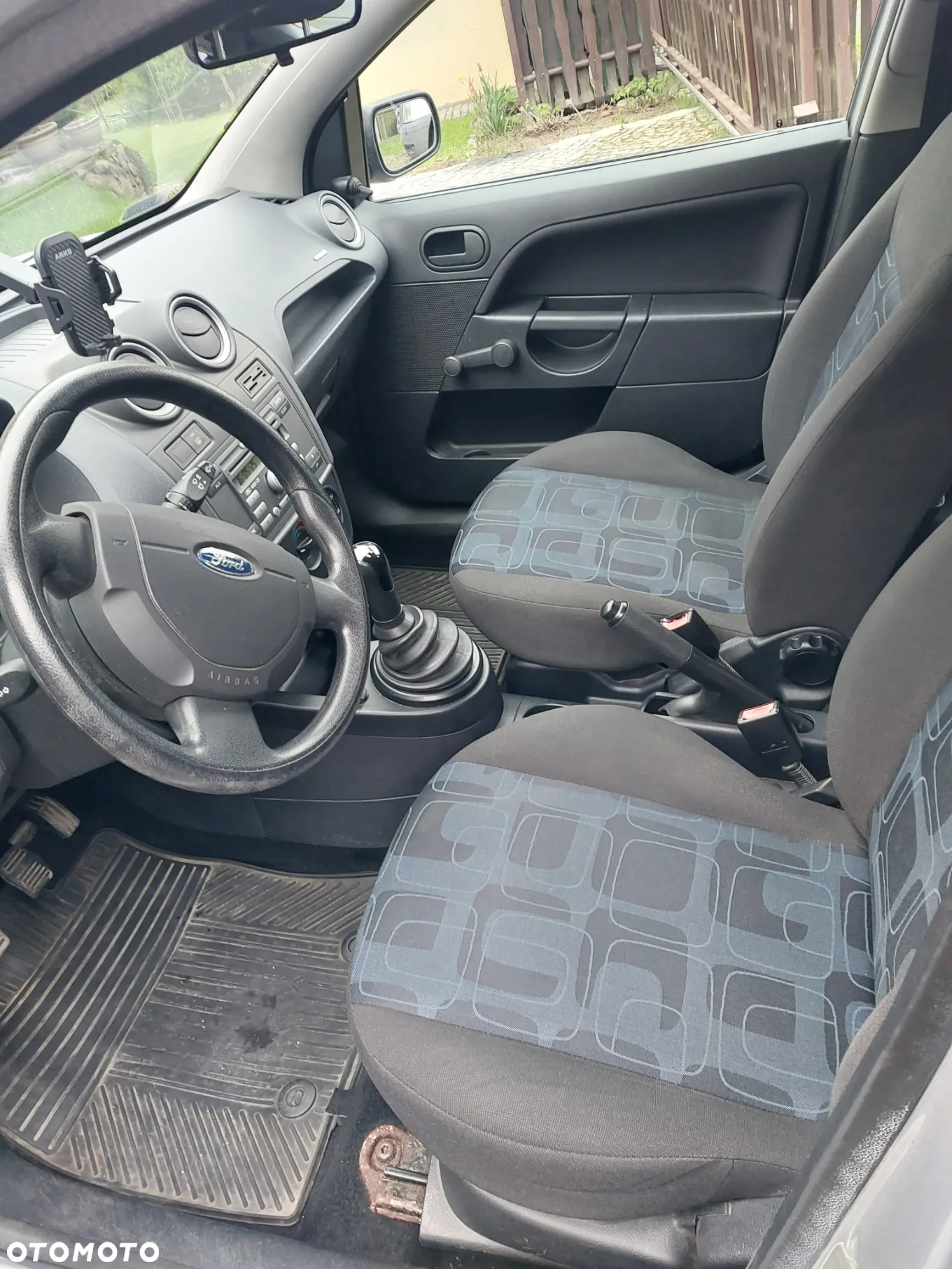 Ford Fiesta 1.3 Ambiente - 16