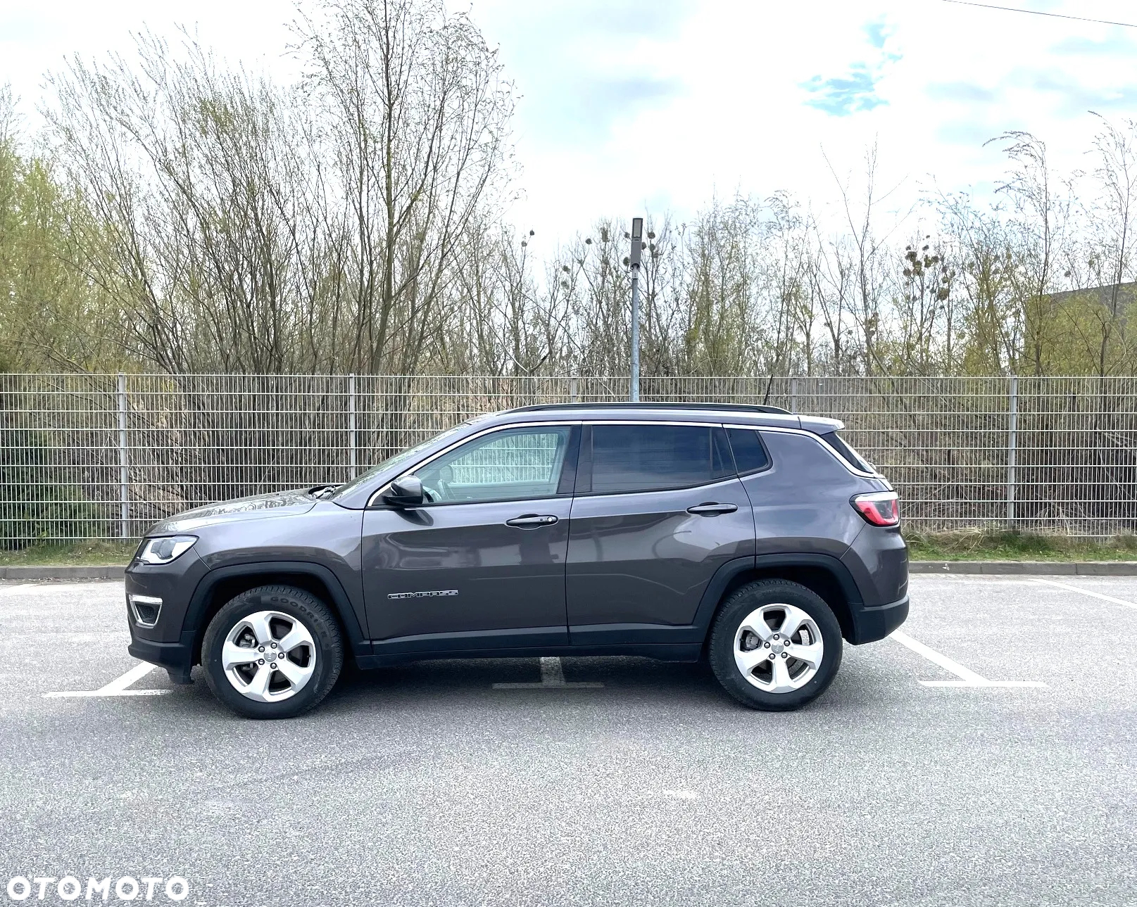 Jeep Compass - 4
