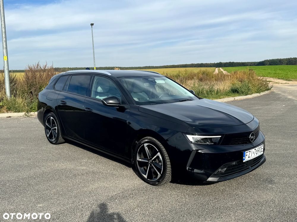 Opel Astra 2023 photo 4