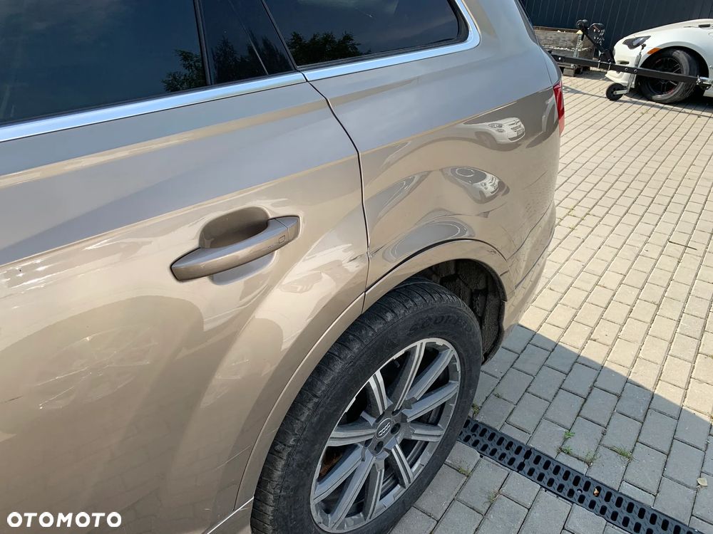 Audi Q7 3.0 TFSI Quattro Tiptronic - 8