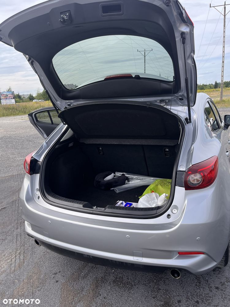 Mazda 3 - 8