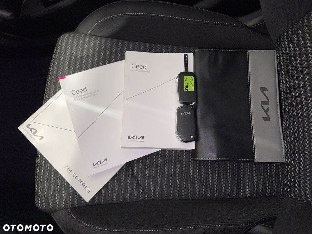Kia Ceed - 23