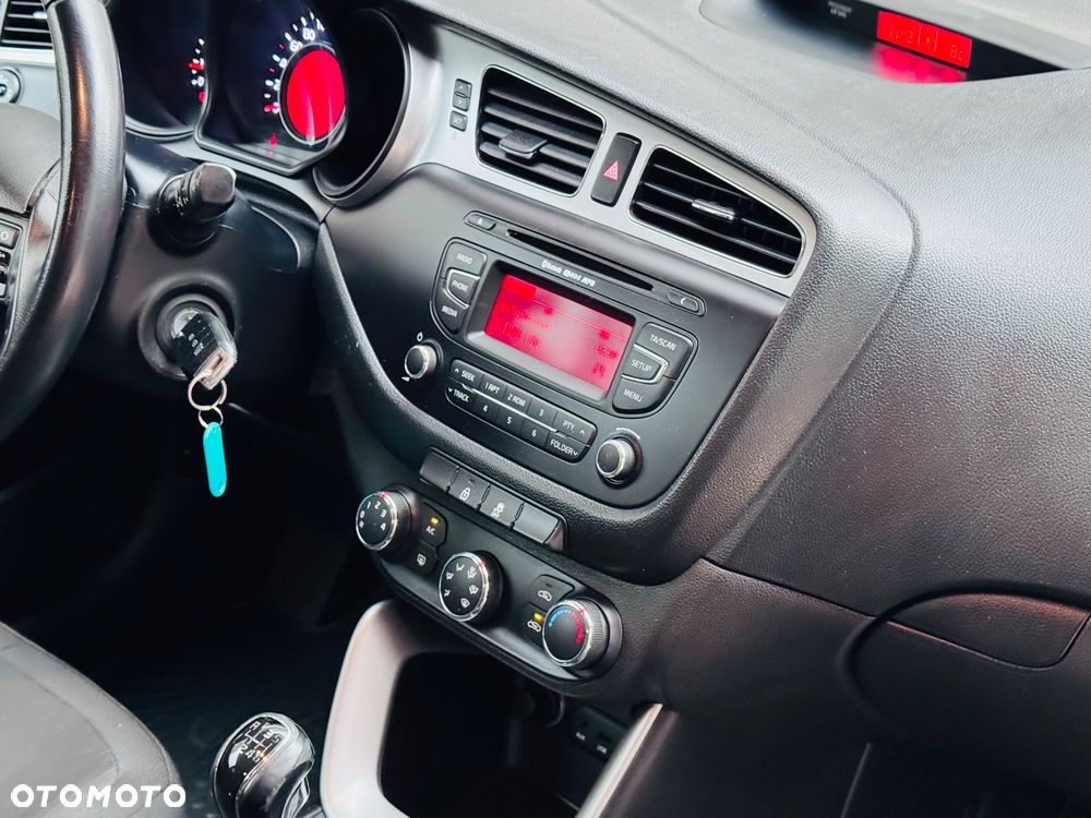 Kia Ceed 1.6 CRDi L - 28