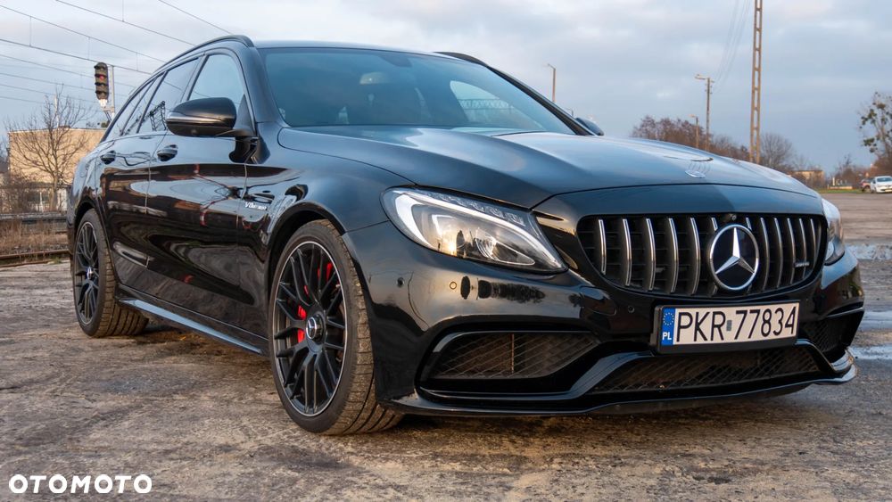 Mercedes-Benz Klasa C AMG 63 S AMG Speedshift 7G-MCT - 13