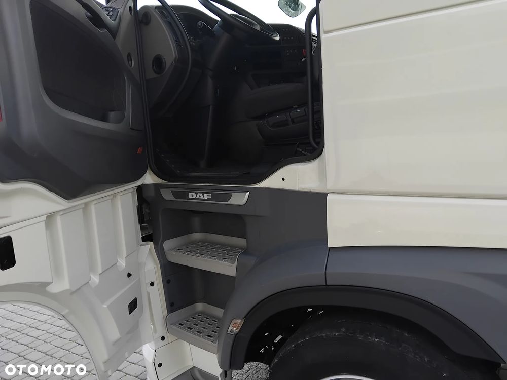 DAF xf 106 low deck mega 2022 - 9