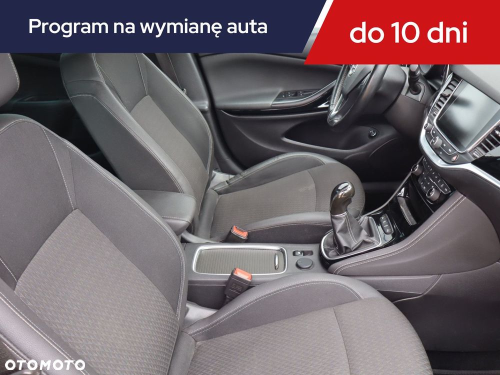 Opel Astra - 11