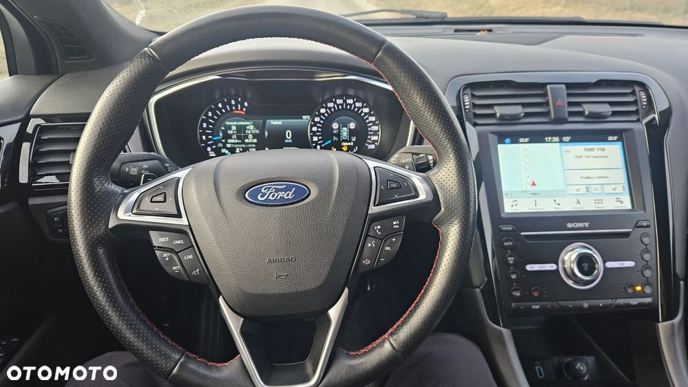 Ford Mondeo - 22