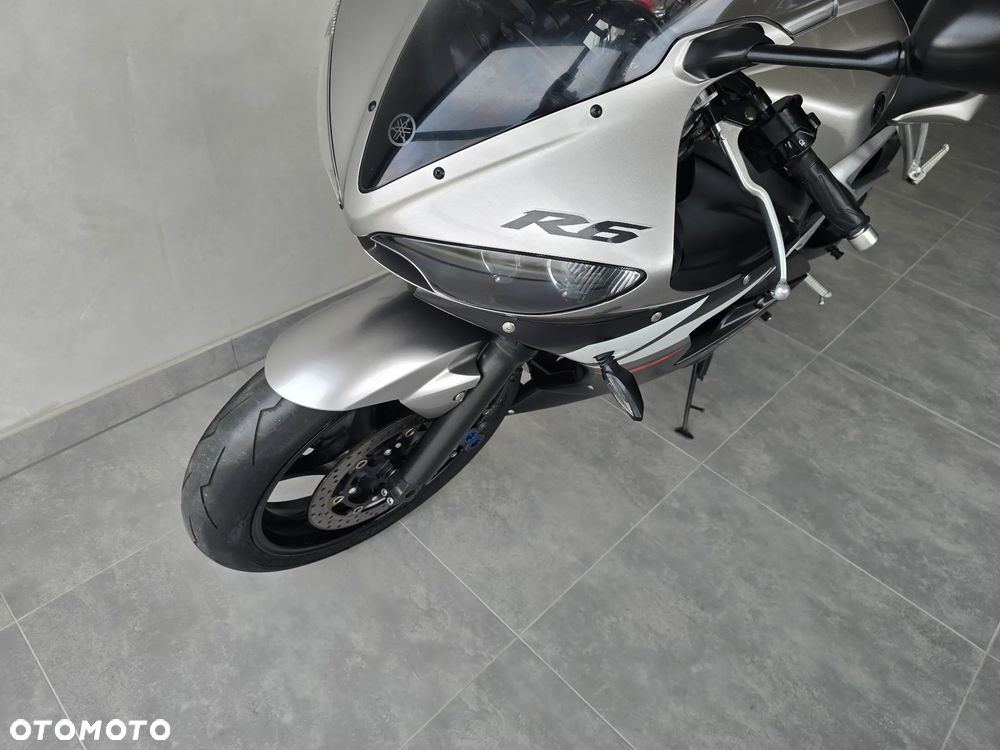 Yamaha R6 - 25