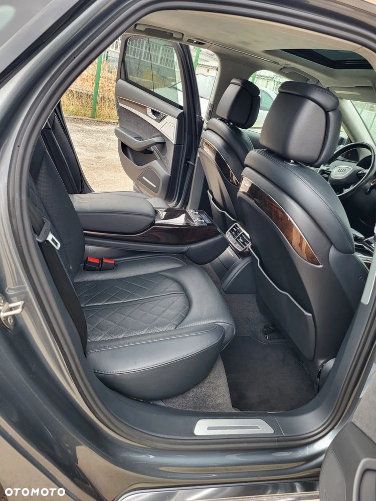 Audi A8 4.0 TFSI cylinder on demand quattro tiptronic - 11