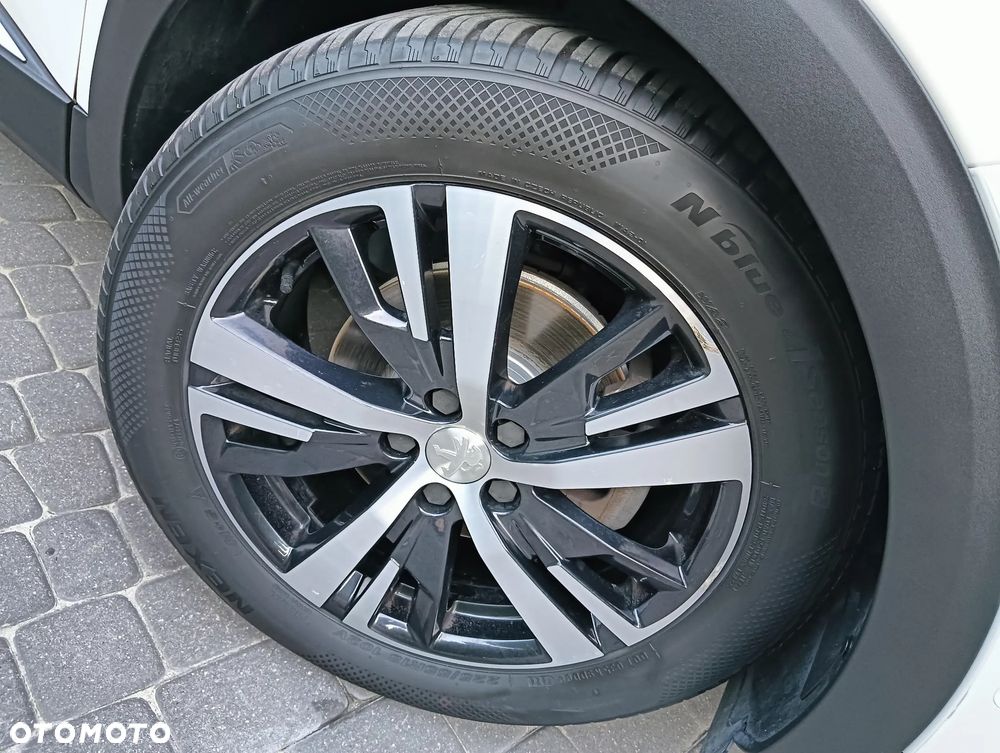 Peugeot 3008 BlueHDi 130 Stop & Start EAT8 Allure - 9