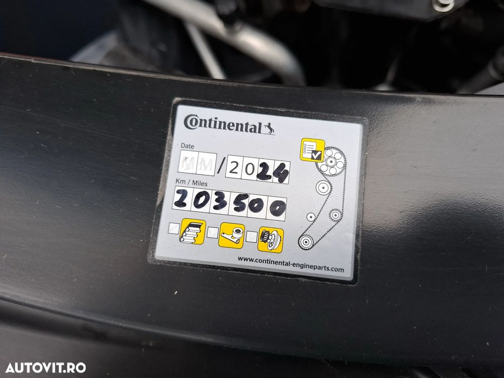 Volkswagen Tiguan 2.0 TDI DPF BlueMotion Technology Trend & Fun - 8