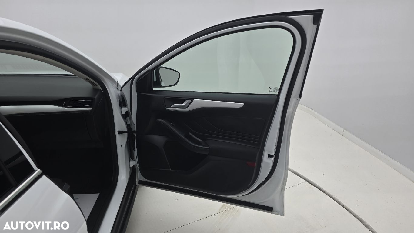Ford Focus 1.0 EcoBoost Trend Edition - 18