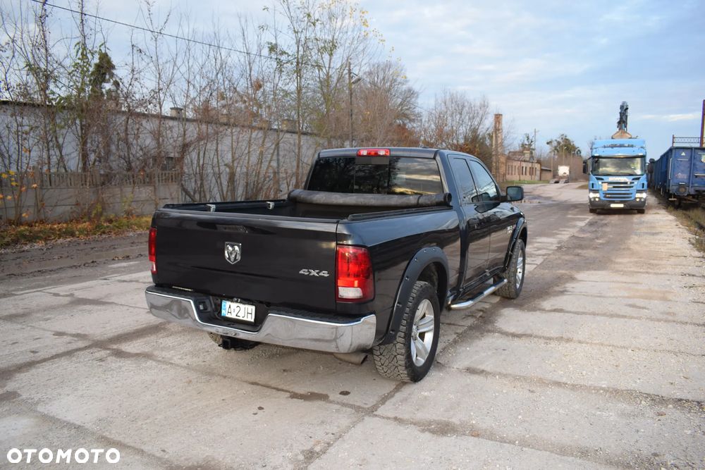 Dodge RAM - 10