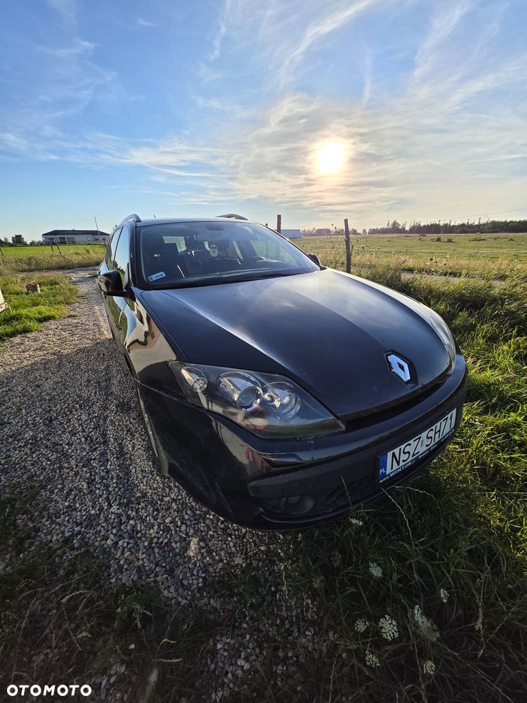 Renault Laguna - 1