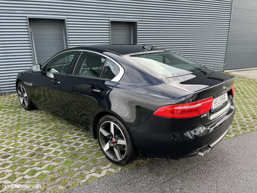Jaguar XE 2.0 D Prestige Aut. - 27
