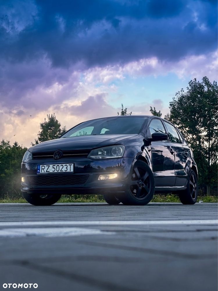 Volkswagen Polo - 1