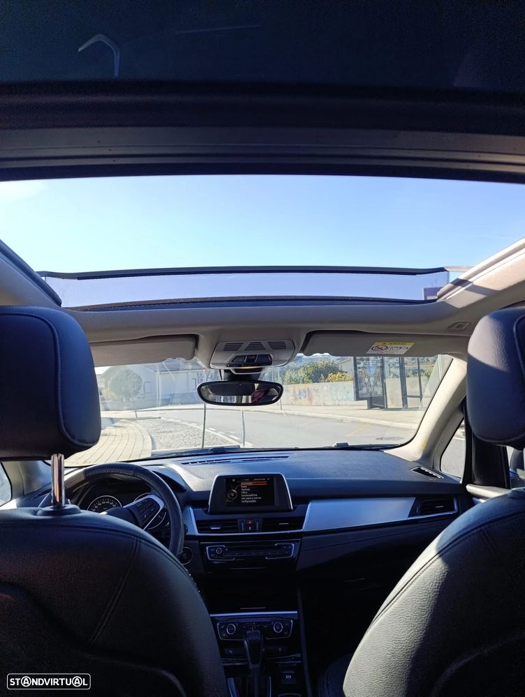 BMW 218 Active Tourer d Line Luxury Auto - 14