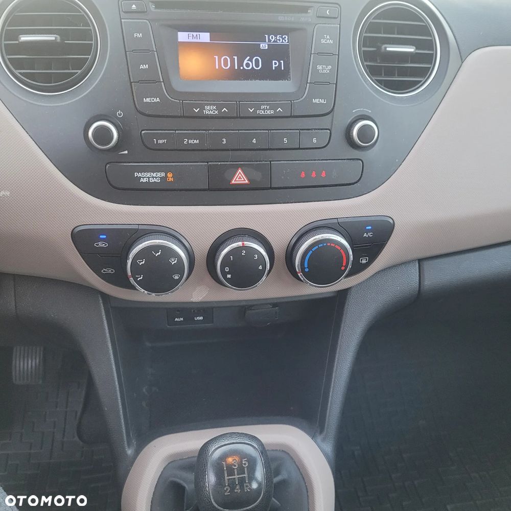 Hyundai i10 1.0 - 5