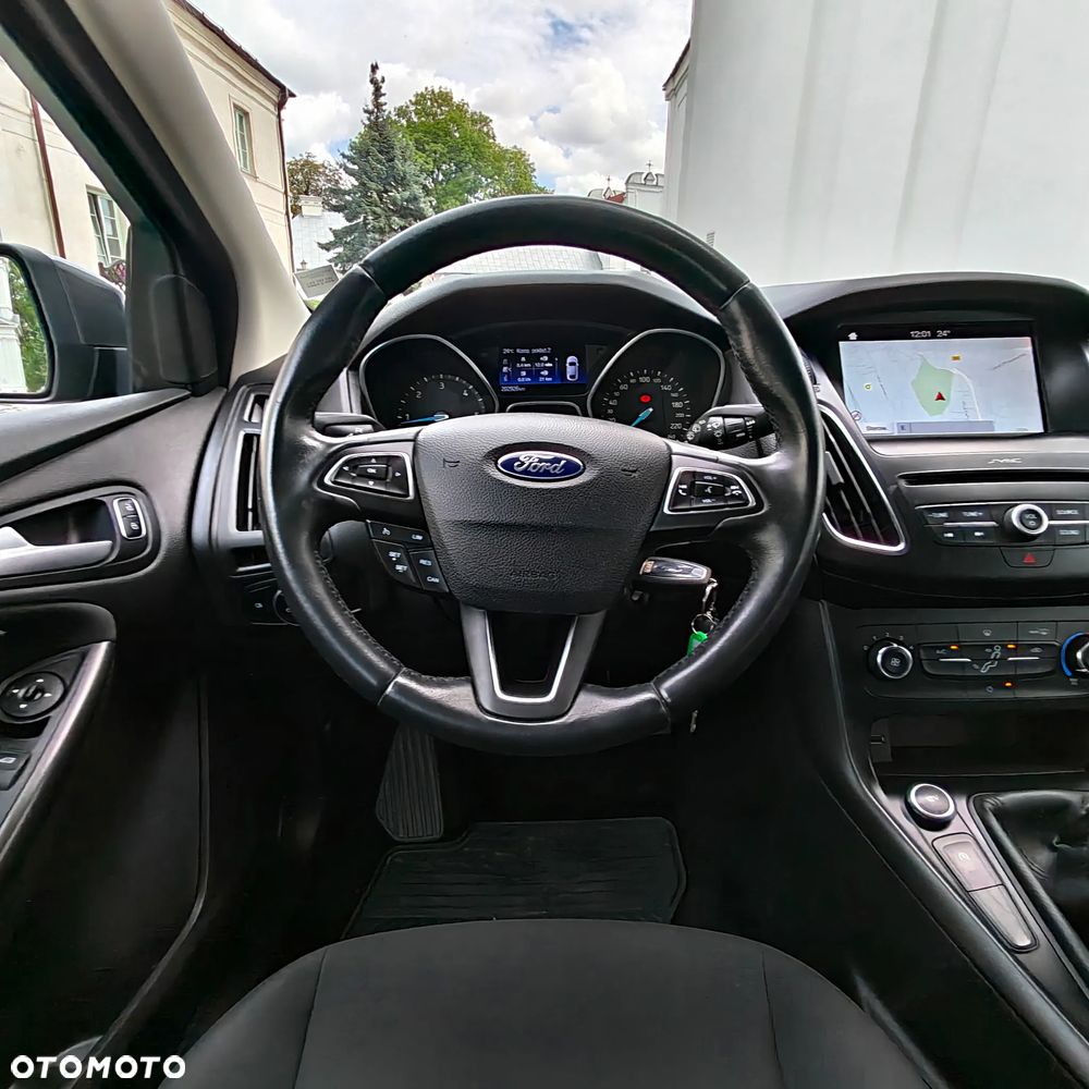 Ford Focus 1.5 TDCi Trend - 28