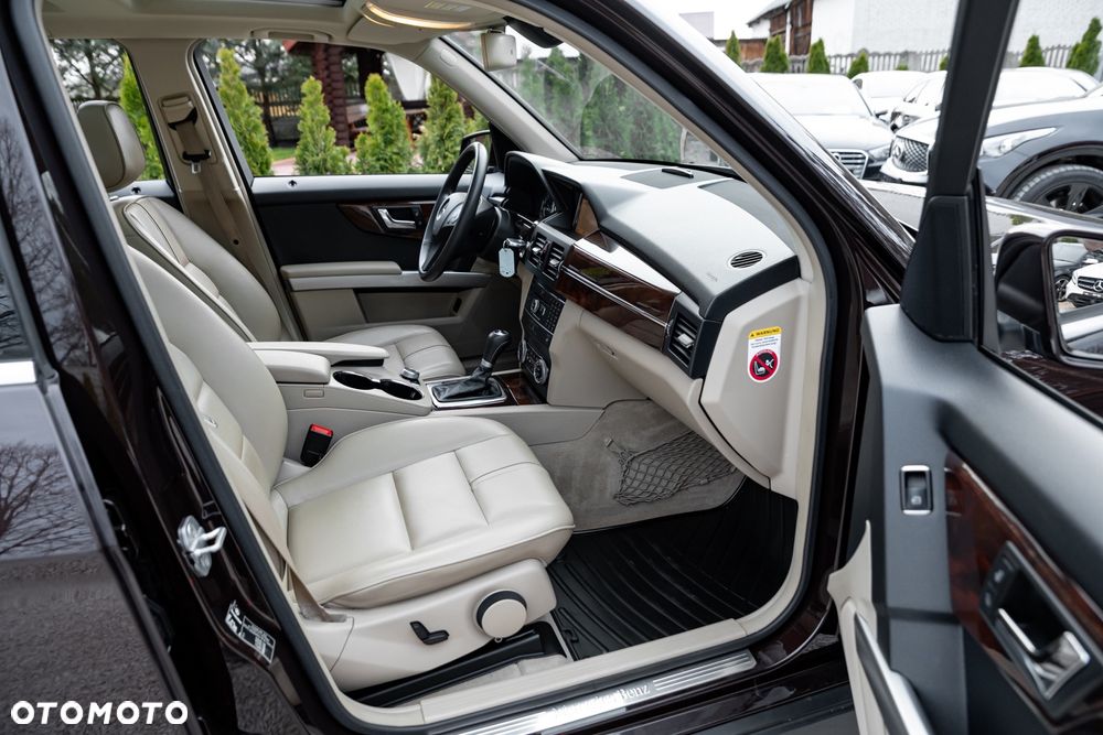 Mercedes-Benz GLK 350 CDI DPF 4Matic 7G-TRONIC - 24