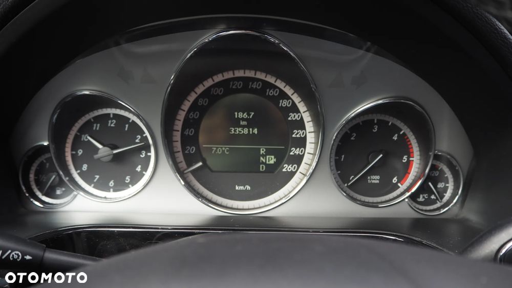 Mercedes-Benz Klasa E 350 CDI BlueEff Avantgarde - 7