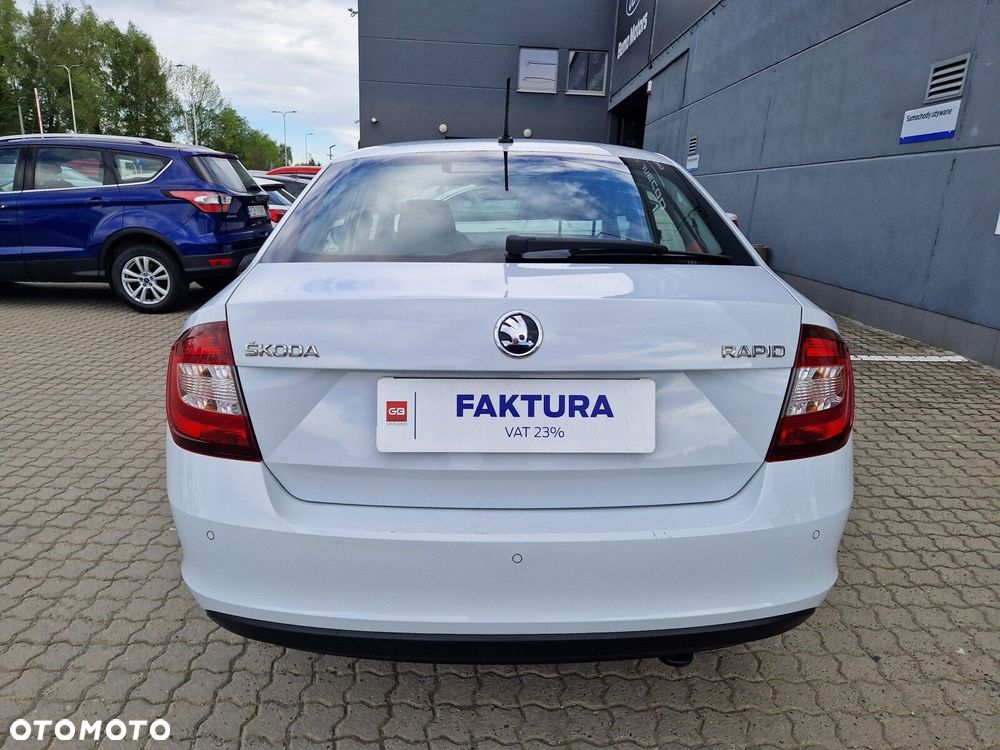 Skoda RAPID 1.0 TSI Ambition - 11