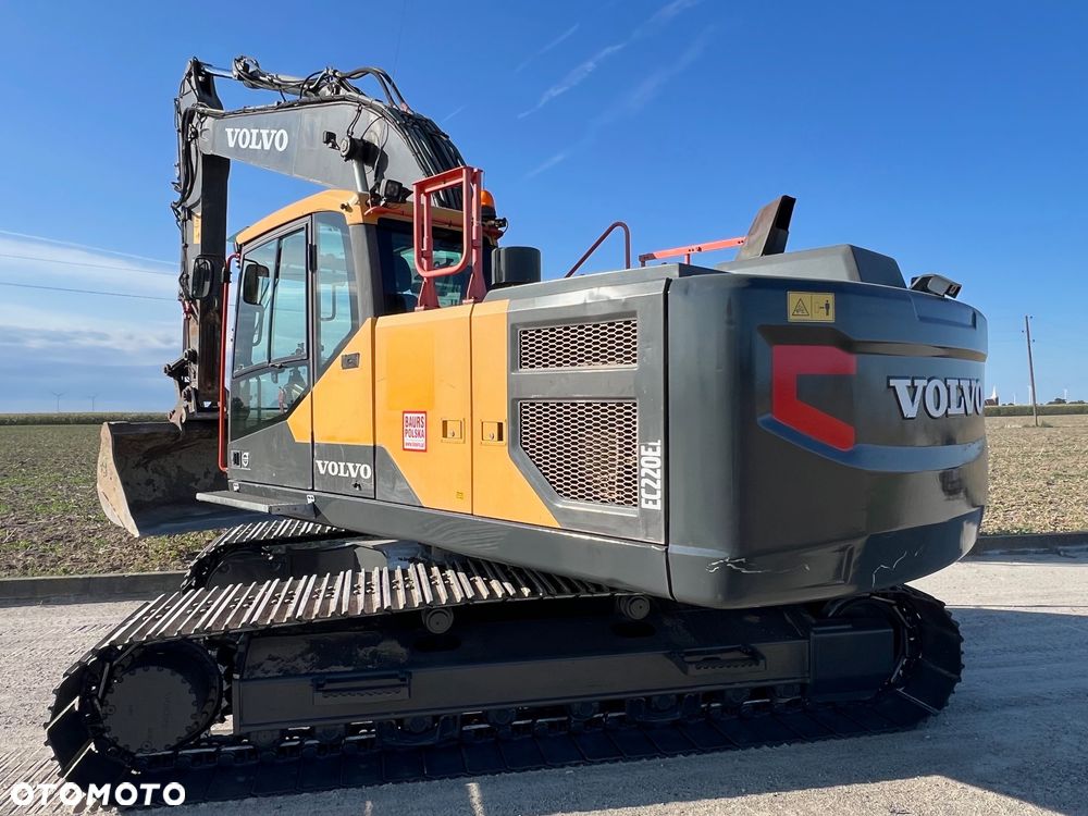 Volvo 2017r VOLVO EC220EL