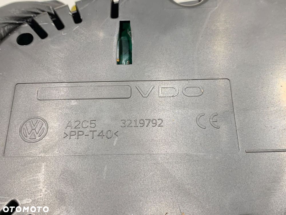 LICZNIK  VW CADDY III Nadwozie pełne/minivan (2KA, 2KH, 2CA, 2CH) 2004 - 2015 1.6 TDI 75 kW [102 - 5