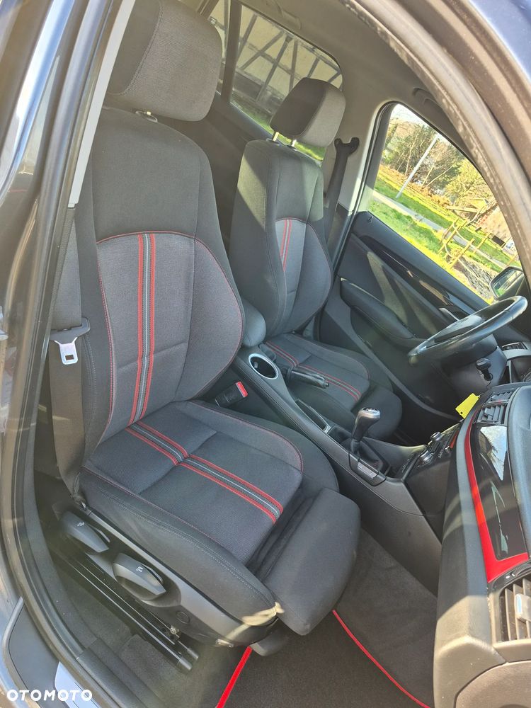 BMW X1 sDrive18d - 25
