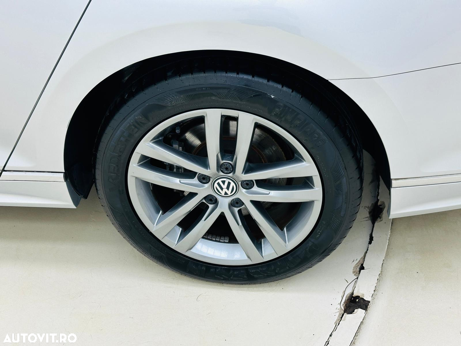 Volkswagen Passat Variant 1.6 TDI SCR DSG - 33