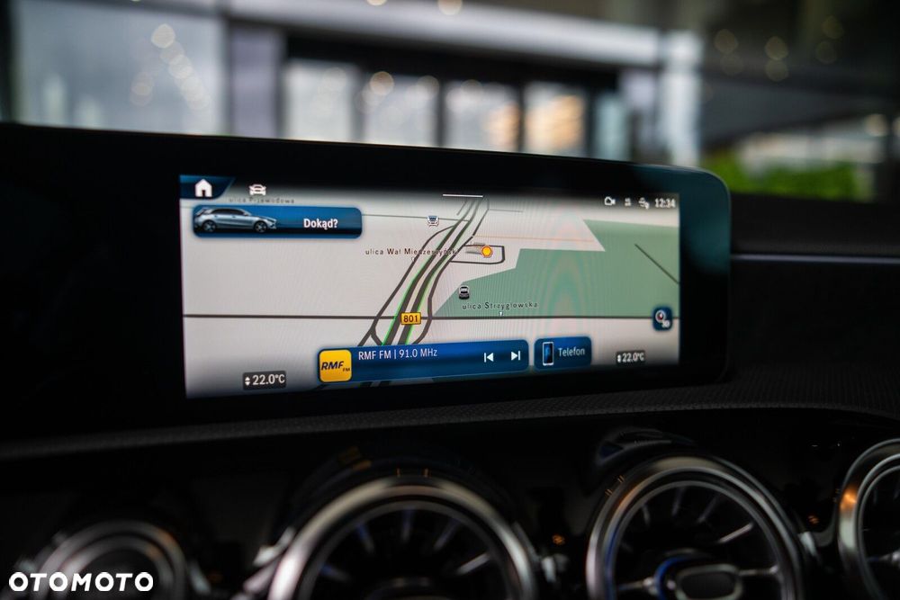 Mercedes-Benz Klasa A 250 e PHEV AMG Line 8G-DCT - 12