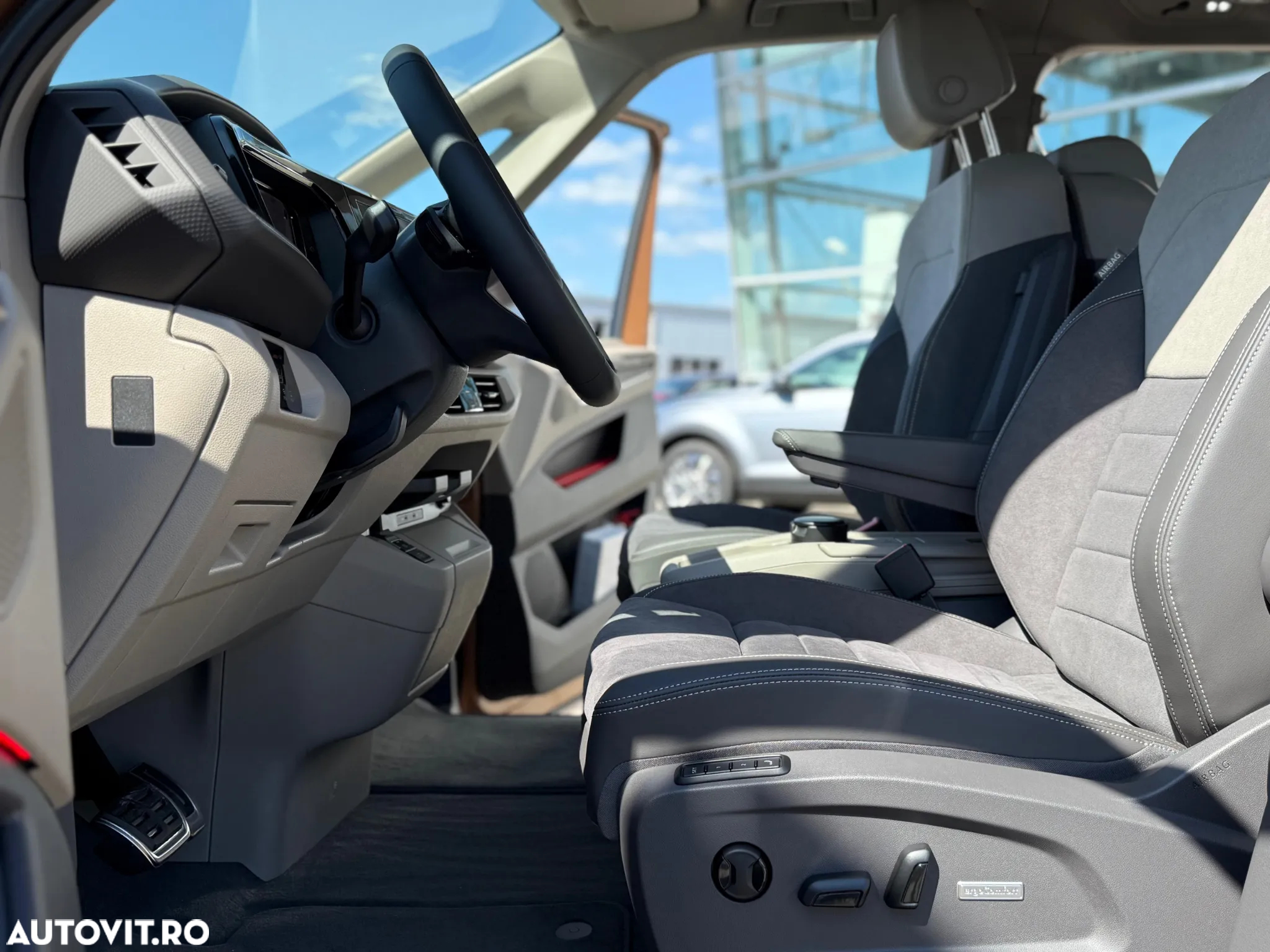 Volkswagen Multivan L 2.0 TDI DSG 110KW Style - 29