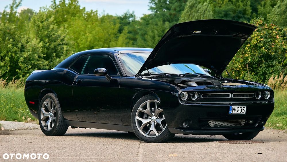 Dodge Challenger - 8
