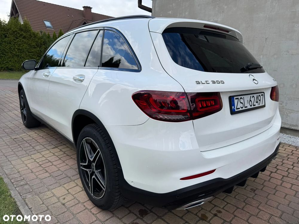 Mercedes-Benz GLC 300 4Matic 9G-TRONIC Edition AMG Line - 6