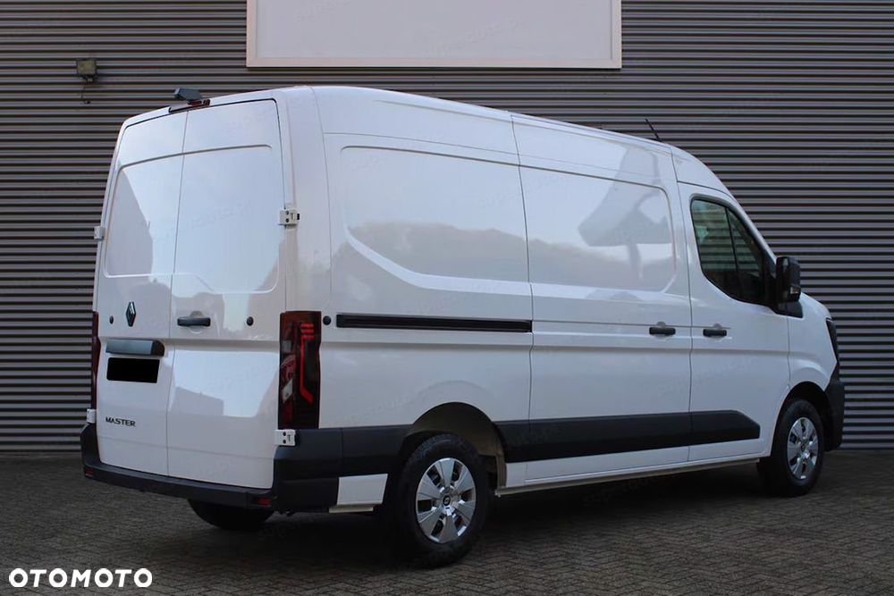 Renault Master L2H2 Extra AT9 2.0 150KM - 6
