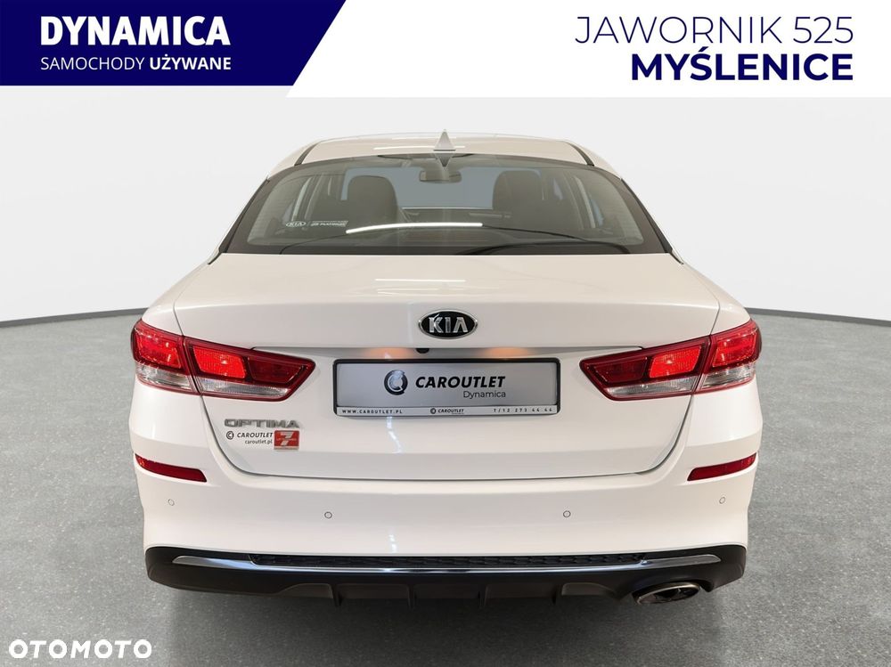 Kia Optima - 8