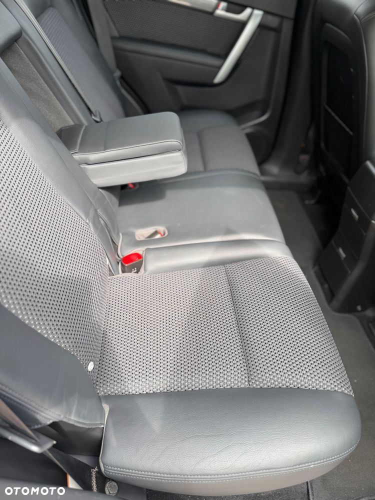 Chevrolet Captiva 2.0 2WD 7 Sitzer LS Family Edition - 21