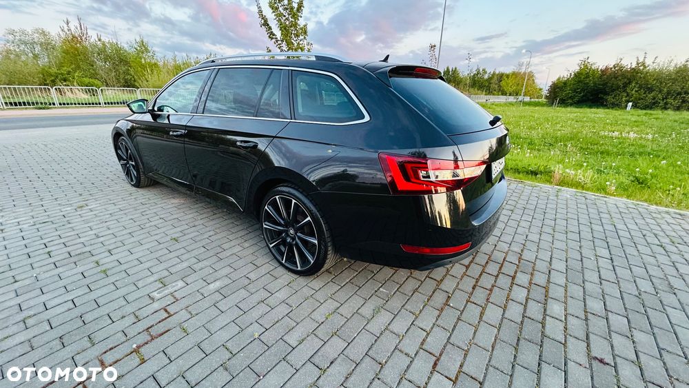 Skoda Superb 2.0 TDI Style DSG - 6