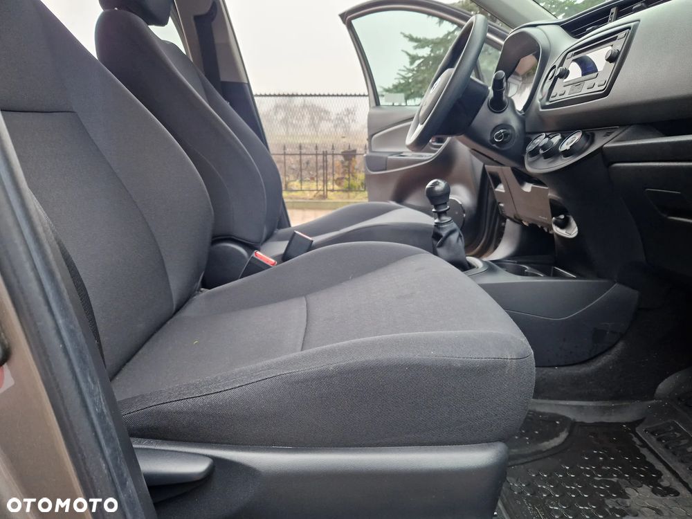 Toyota Yaris 1.5 Active - 24