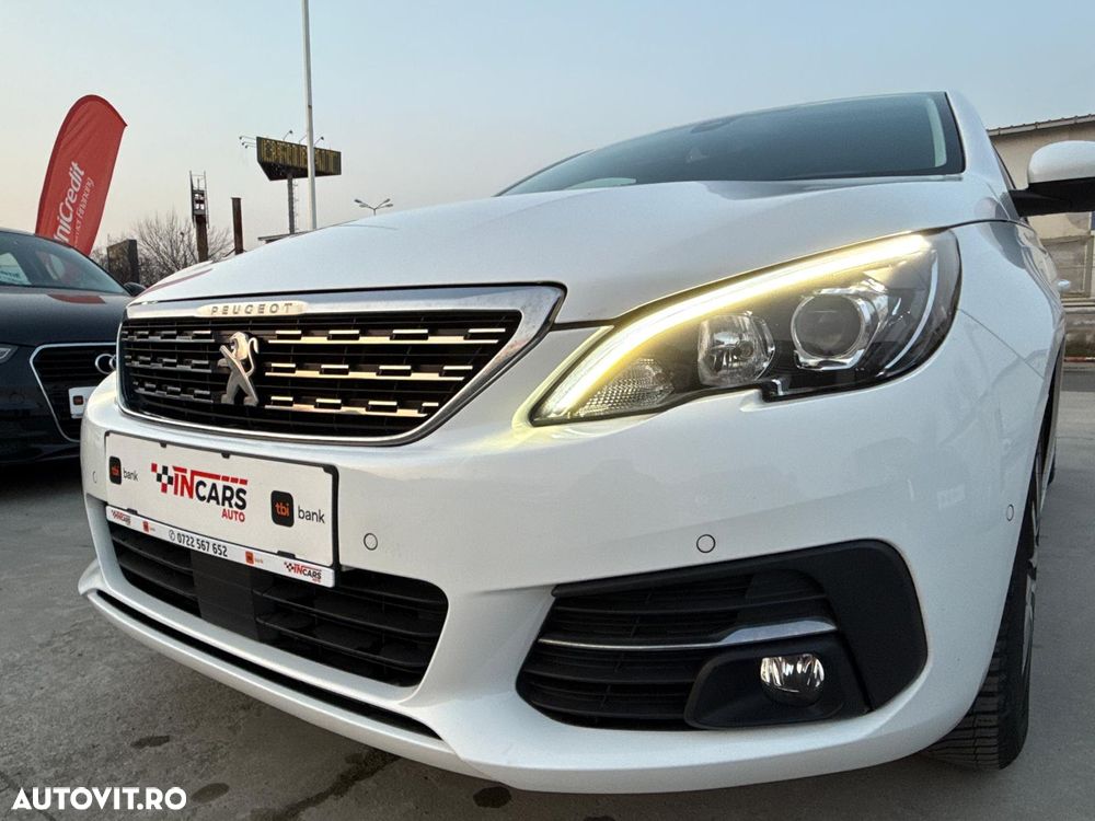 Peugeot 308 PureTech 130 GPF EAT8 Stop & Start Allure - 11
