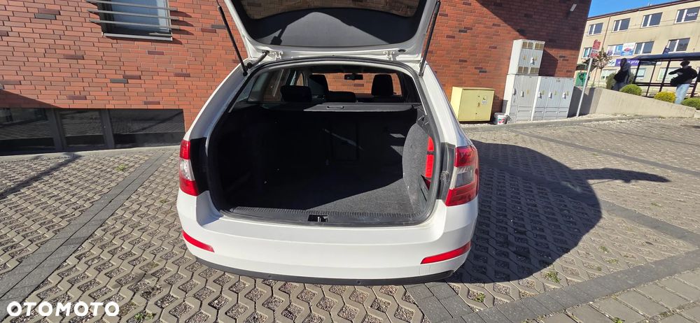 Skoda Octavia 2.0 TDI Style - 7