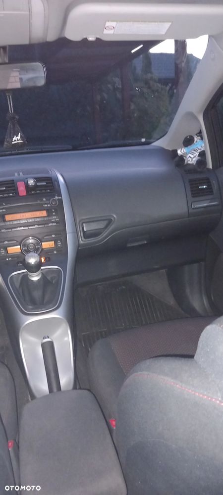 Toyota Auris - 6