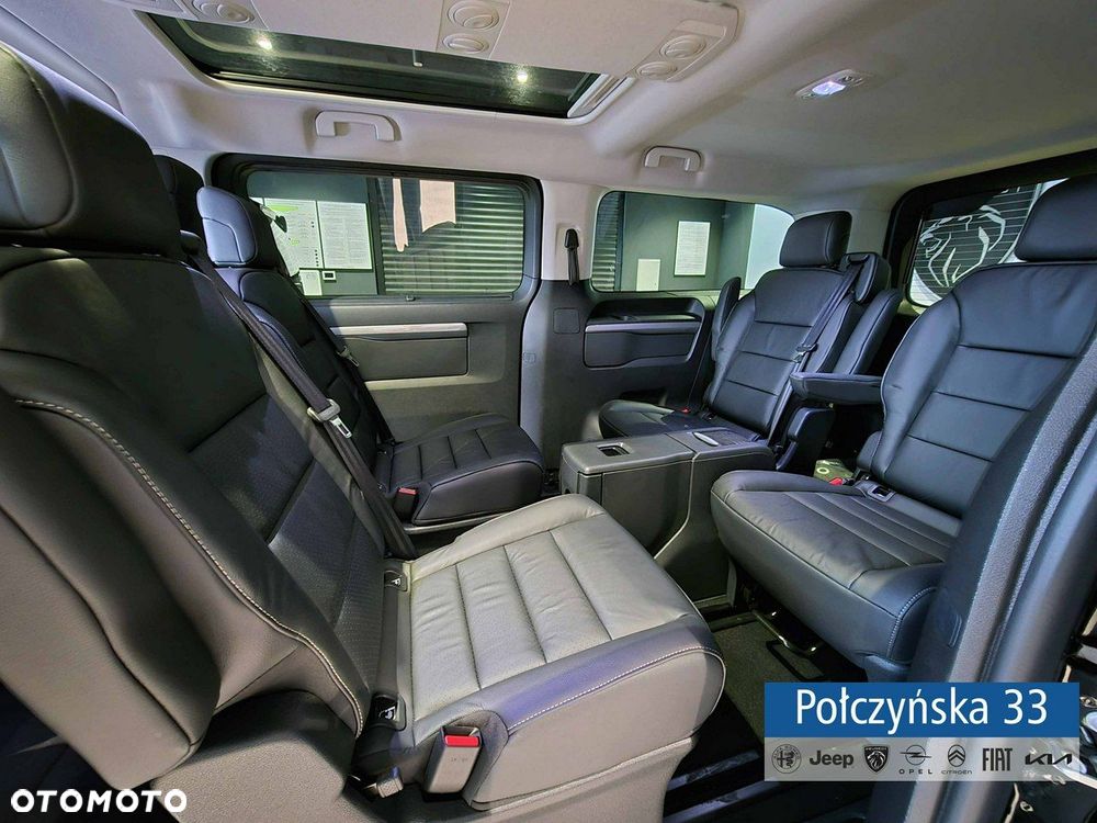 Peugeot Traveller - 31