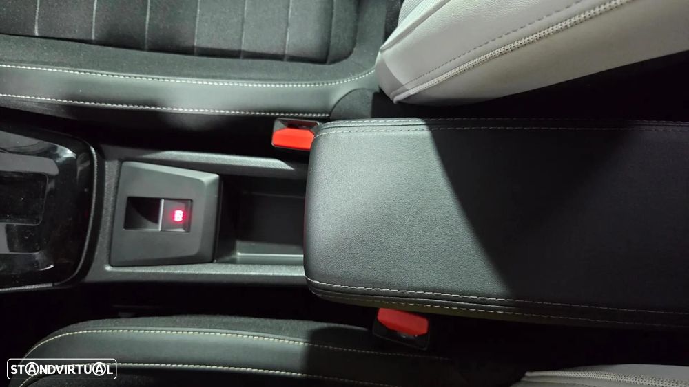 Citroën e-C3 44 kWh Autonomia Conforto Max - 31