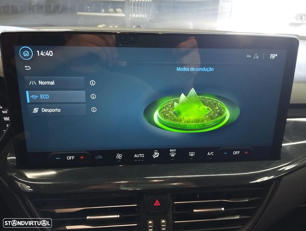 Ford Focus 1.0 EcoBoost ST-Line - 28