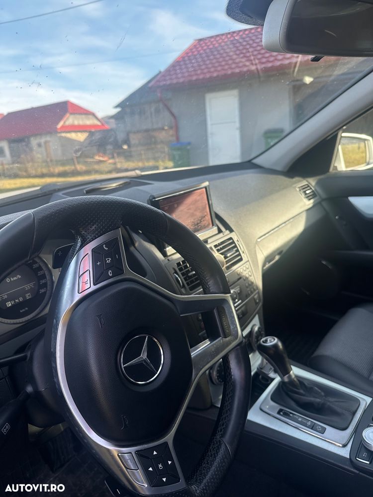 Mercedes-Benz C - 2
